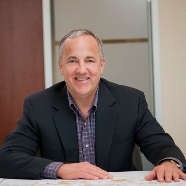 Thomas Kalb headshot